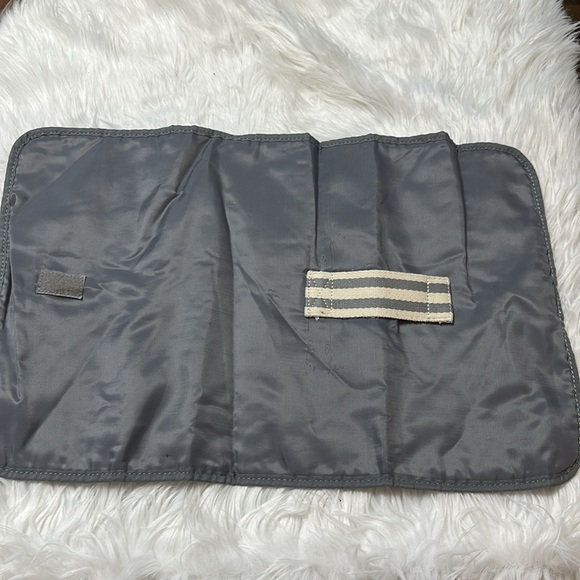 Pottery Barn Kids Classic Monogrammed Diaper Bag - Picture 13 of 15